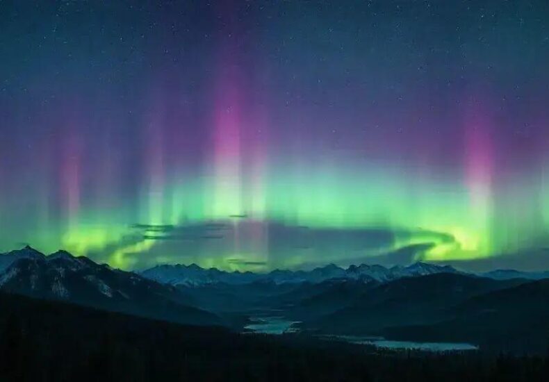 Are All Auroras a Sign of Impending Disaster? Understanding the Science