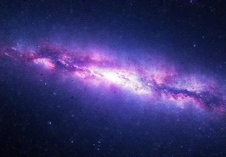 Discovering the Rarest Multi-Tailed Comet 3I/ATLAS Next to Galaxy